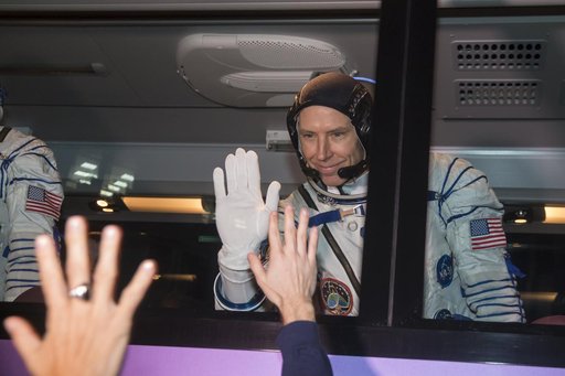 Expedition 55 Preflight