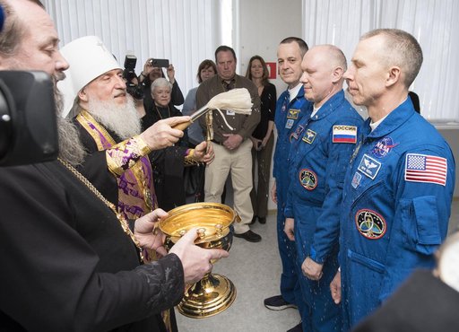 Expedition 55 Preflight