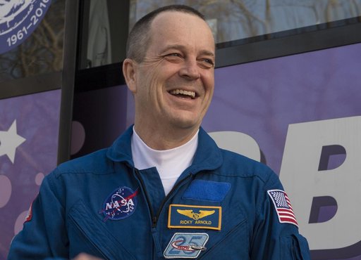 Expedition 55 Preflight
