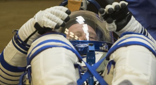 Expedition 55 Preflight