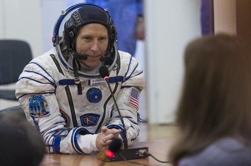 Expedition 55 Preflight