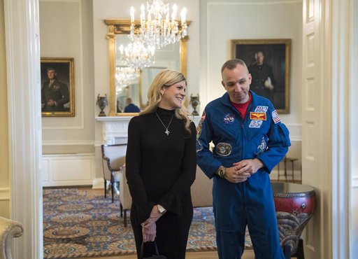 Astronauts Randy Bresnik and Paolo Nespoli Visit Marine Corps Ba