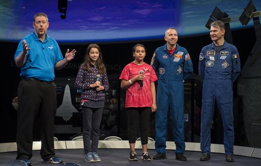Astronauts Bresnik and Nespoli at National Air and Space Museum
