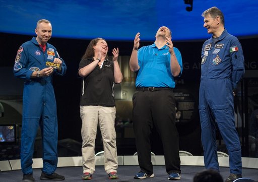 Astronauts Bresnik and Nespoli at National Air and Space Museum