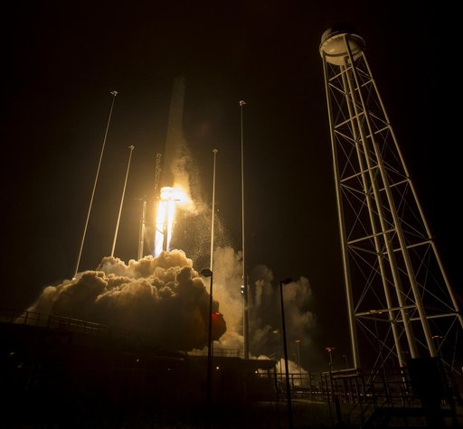 Orbital ATK CRS-9 Launch