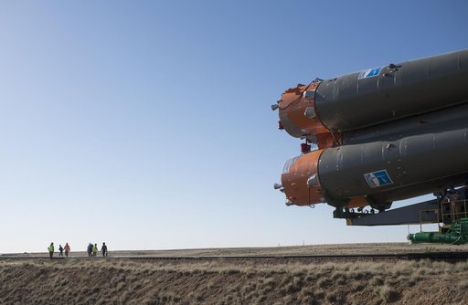 Expedition 56 Soyuz Rollout