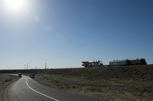 Expedition 56 Soyuz Rollout