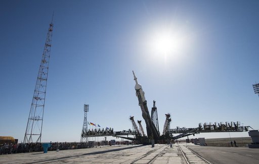 Expedition 56 Soyuz Rollout