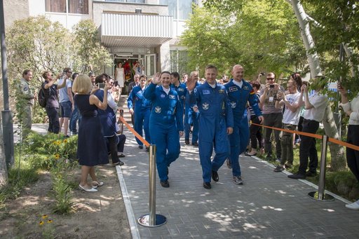 Expedition 56 Preflight