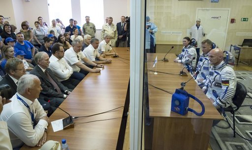 Expedition 56 Preflight
