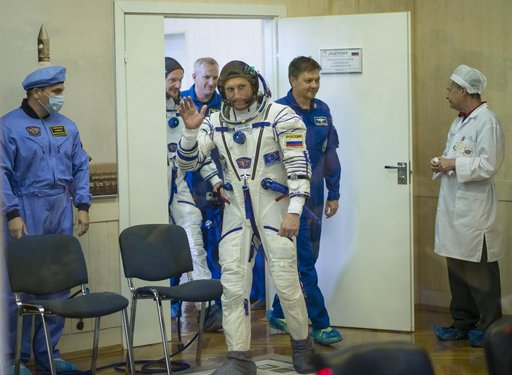 Expedition 56 Preflight
