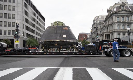 Orion Arrival at White House Complex