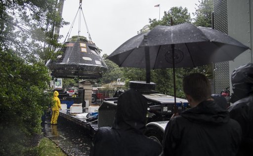 Orion Arrival at White House Complex