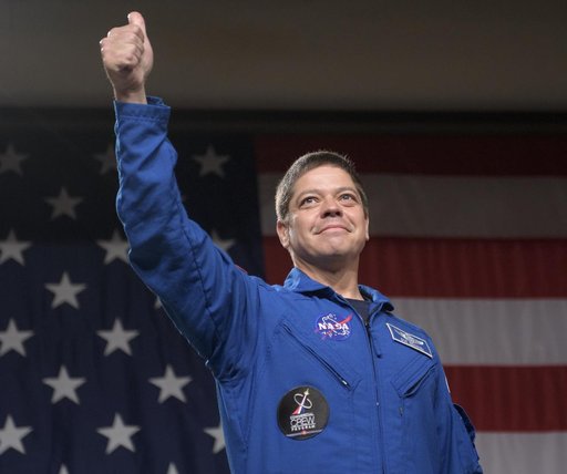 Crews to Fly Commercial Spacecraft Announced