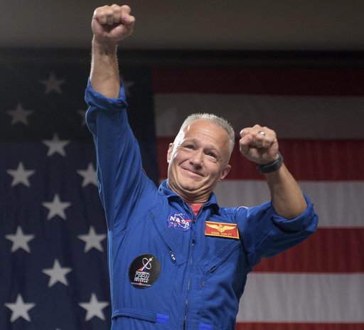 Crews to Fly Commercial Spacecraft Announced