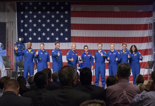 Crews to Fly Commercial Spacecraft Announced