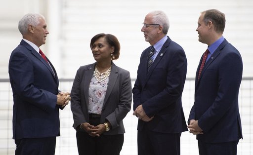 VP Pence visits Johnson Space Center