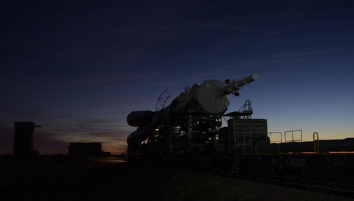 Expedition 57 Soyuz Rollout