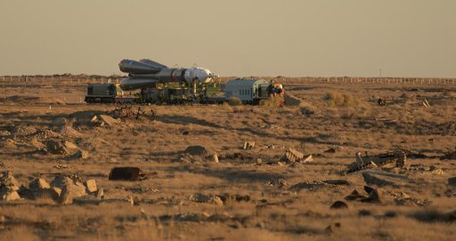 Expedition 57 Soyuz Rollout