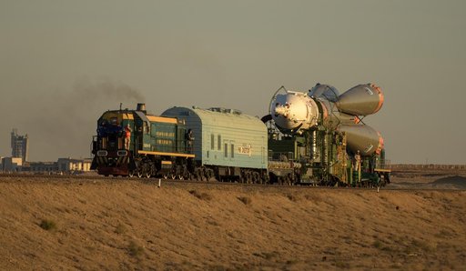 Expedition 57 Soyuz Rollout