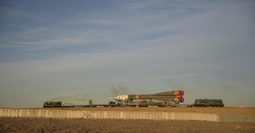 Expedition 57 Soyuz Rollout