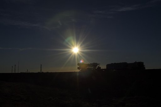 Expedition 57 Soyuz Rollout