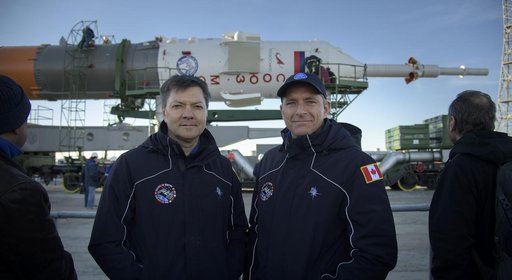 Expedition 57 Soyuz Rollout