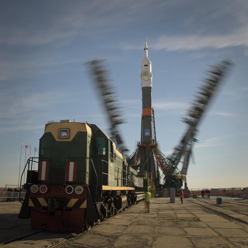 Expedition 57 Soyuz Rollout