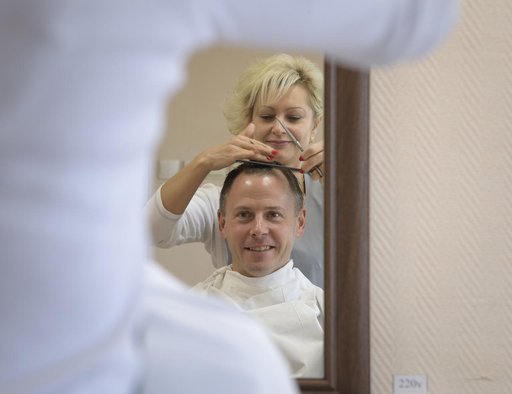 Expedition 57 Crew Haircuts