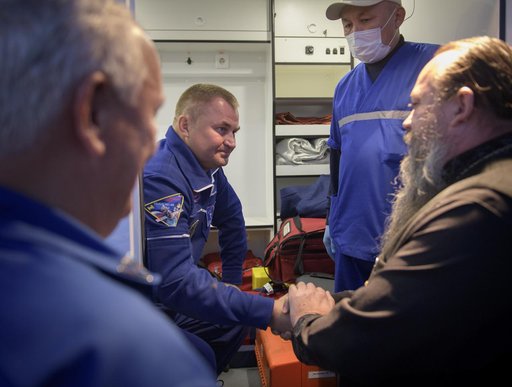 Expedition 57 Crew Returns to Baikonur
