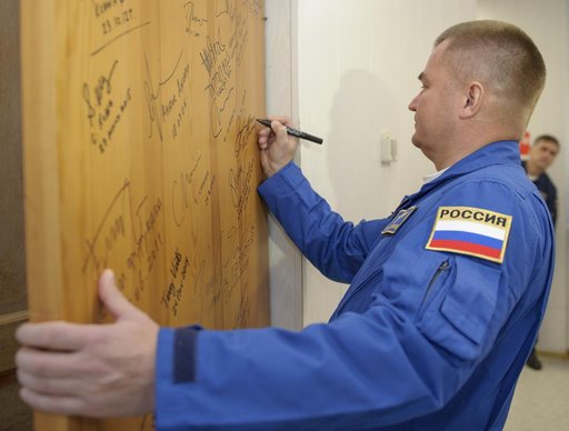 Expedition 57 Preflight