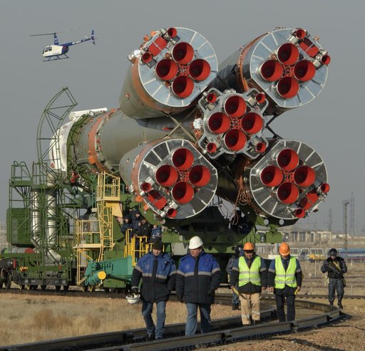 Expedition 59 Soyuz Rollout