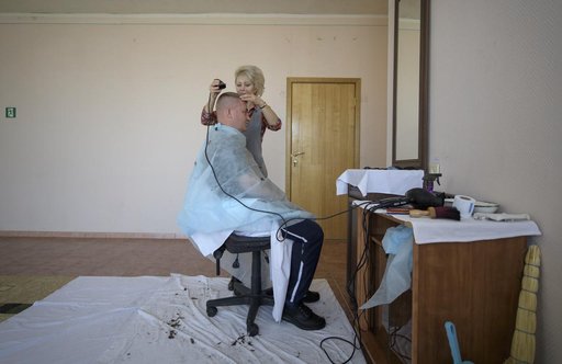 Expedition 59 Crew Haircuts