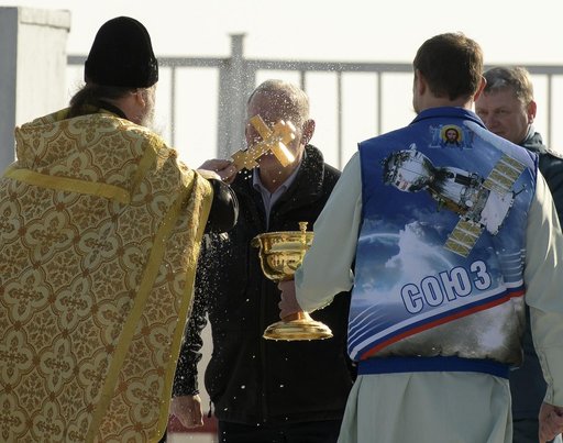 Expedition 59 Soyuz Blessing