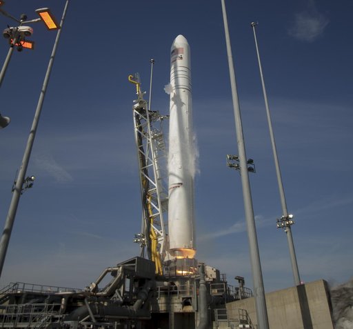 Northrop Grumman Antares CRS-11 Launch