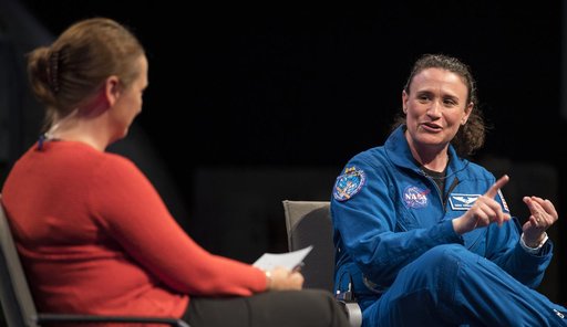 Astronaut Auñón-Chancellor at NASM