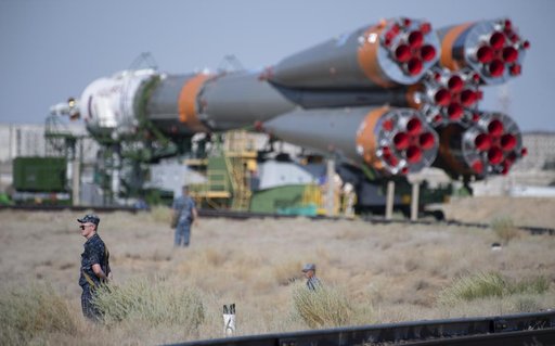 Expedition 60 Soyuz Rollout