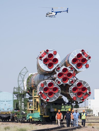 Expedition 60 Soyuz Rollout