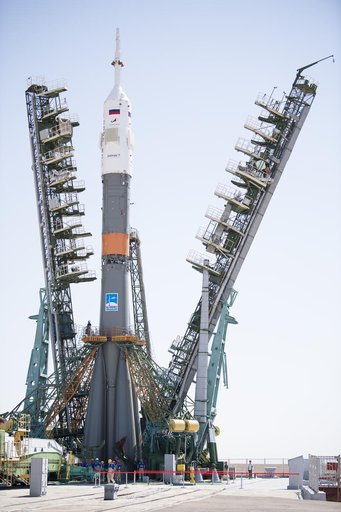 Expedition 60 Soyuz Rollout