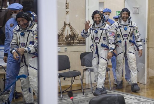 Expedition 60 Preflight
