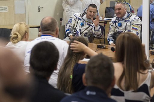 Expedition 60 Preflight
