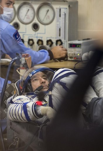 Expedition 60 Preflight