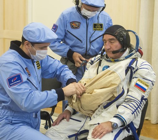 Expedition 60 Preflight