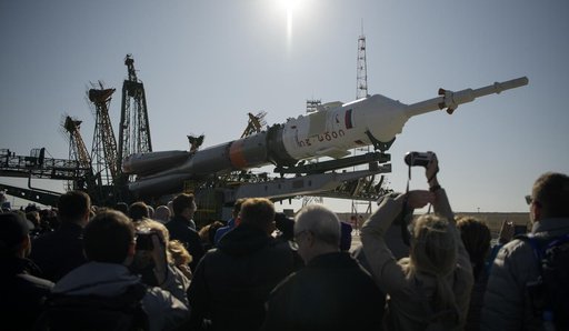 Expedition 61 Soyuz Rollout