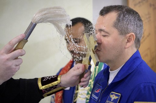 Expedition 61 Crew Blessing