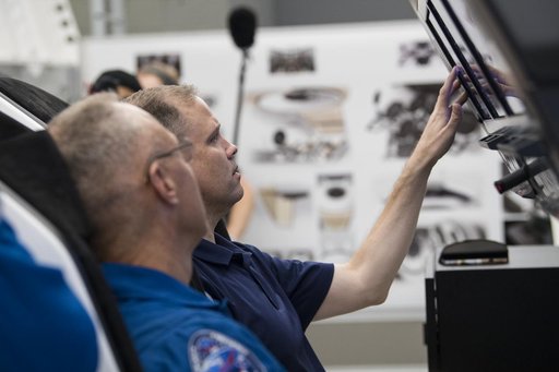 NASA Administrator Visits SpaceX HQ