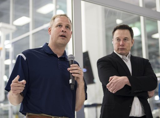 NASA Administrator Visits SpaceX HQ