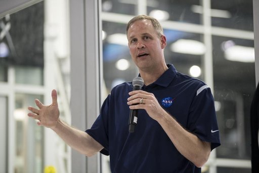 NASA Administrator Visits SpaceX HQ