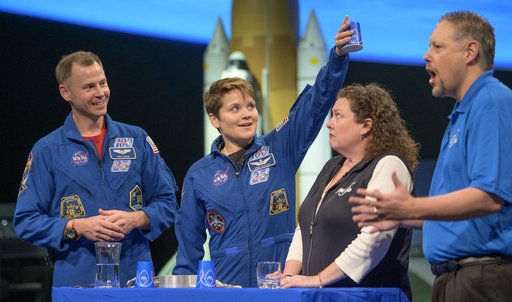 Astronauts McClain and Hague at NASM