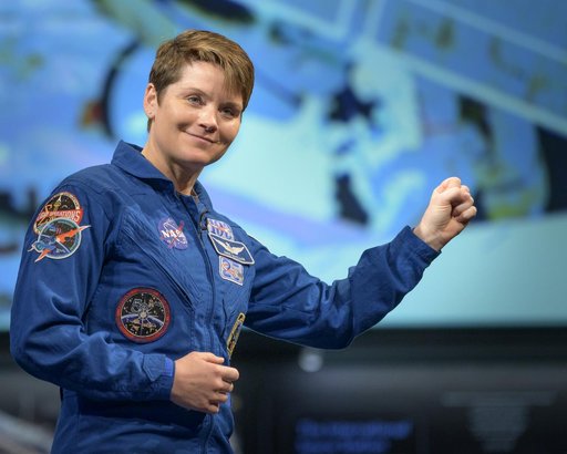 Astronauts McClain and Hague at NASM